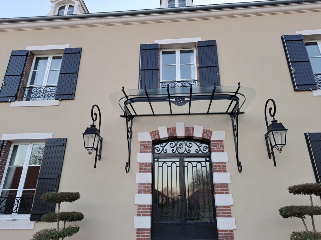 Ferronnerie sur mesure à petites mailles en verre feuilleté