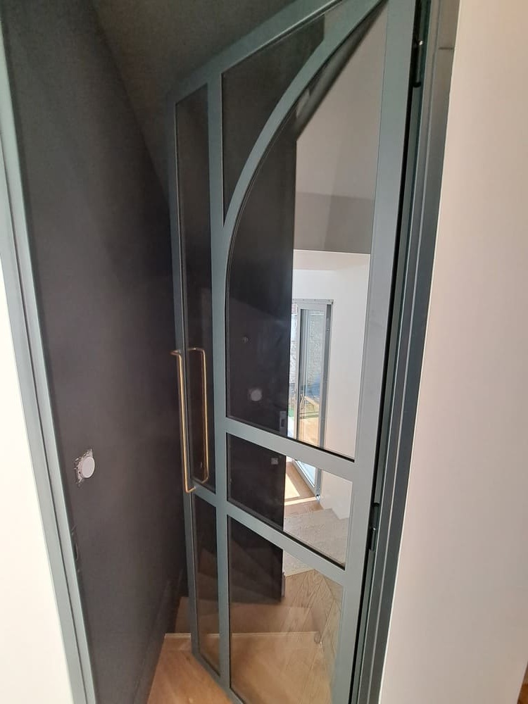 Porte intérieure en acier thermolaqué