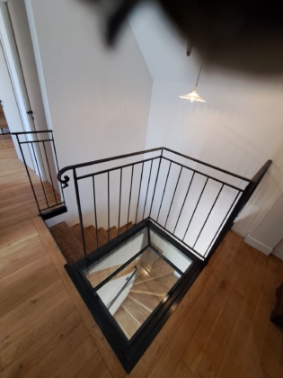 Garde-corps et dalle vitrée