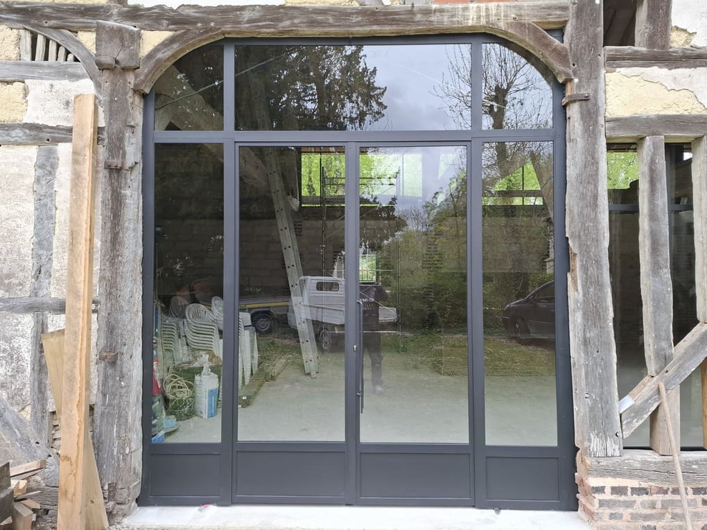 Verrières fixes sur mesure en acier et verre feuilleté