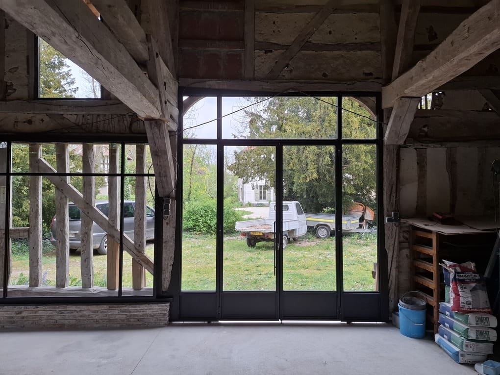 Verrière architecturale en acier et verre